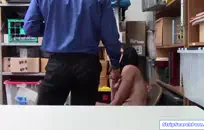 تعادل فتاة مكمما استغل من قبل أخيها أمام والد زوجها.