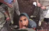 عملاقة العالم السفلي متشرد ، متشرد ، متشرد ، متشرد.