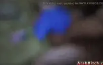 فتاة كبيرة tittied تمتص الديك ويبتلع نائب الرئيس على سناب شات.