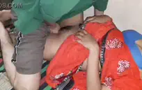 لطيف في سن المراهقة مع لطيفة الحمار ركوب الخيل لي حتى كان cums.