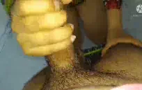 مثير الآسيوية أمي مارس الجنس من الصعب في الحمام.