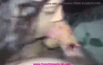 تم ربطها بصديقتها على tinder وجعلتها مقطع فيديو.